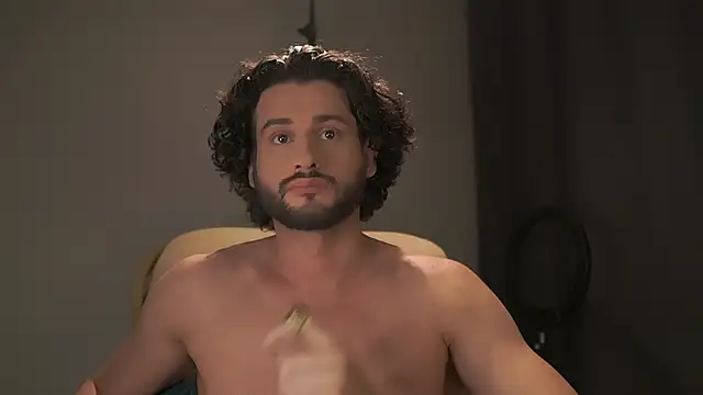 Keen   Luckystrike online show from December 5, 6:15 pm