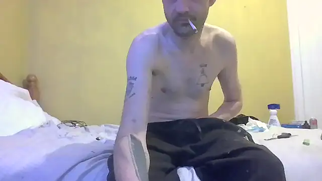 ThatGuyNextDoor1992 online show from March 5, 10:12 pm