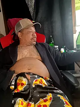 yellowwetfox online show from December 7, 12:53 am