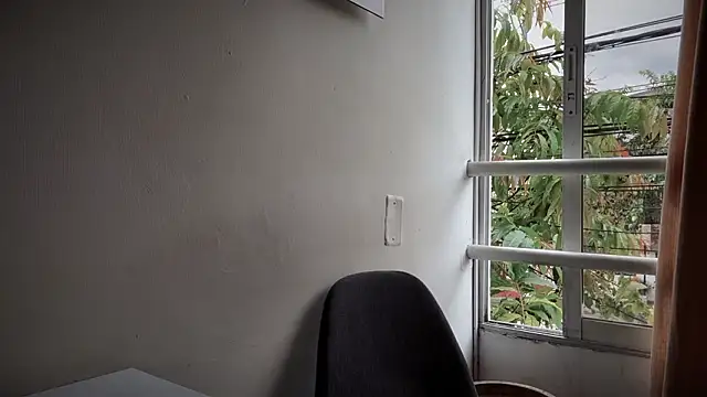 romeolovedark online show from February 1, 8:40 pm