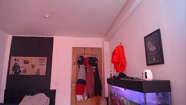 romeolovedark online show from December 3, 3:00 pm