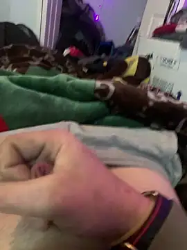 Hugetings online show from March 12, 3:53 pm