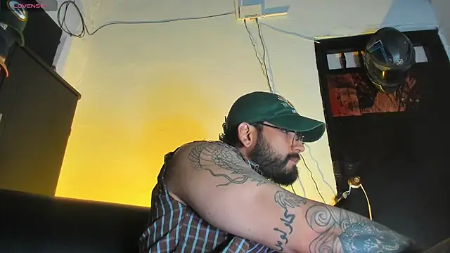 CamiloGray  online show from December 18, 2:57 pm