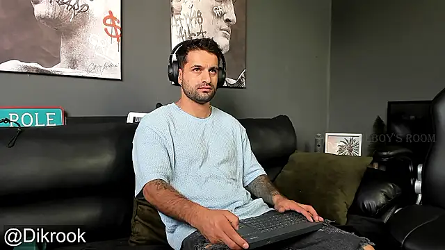 Davevilboy online show from December 2, 1:55 pm