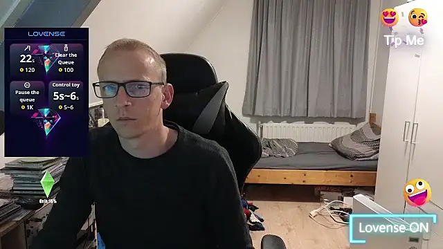 sexmenlion online show from October 4, 9:08 pm