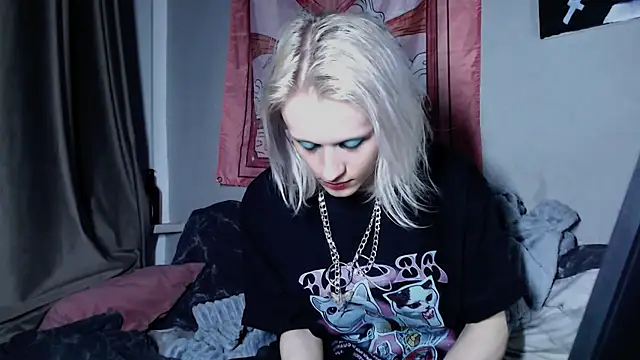Alien Bella online show from July 20, 12:17 am