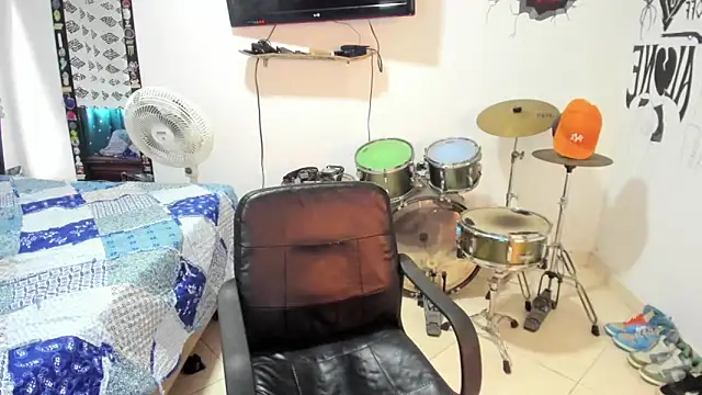 Zack falcon online show from March 11, 12:50 pm