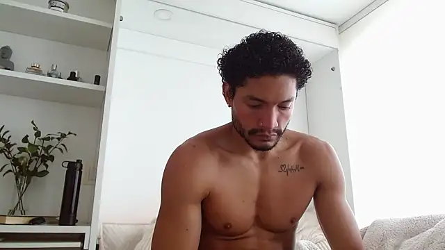 Robyn Miller online show from October 15, 1:52 pm