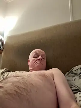 locallad88 online show from February 24, 7:52 pm