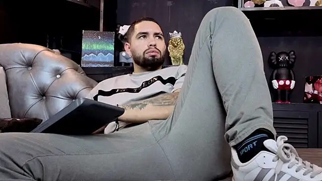 matteosantos online show from April 12, 12:17 pm