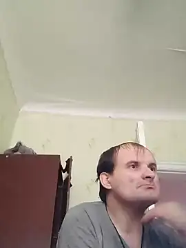 185322 online show from February 4, 8:13 am