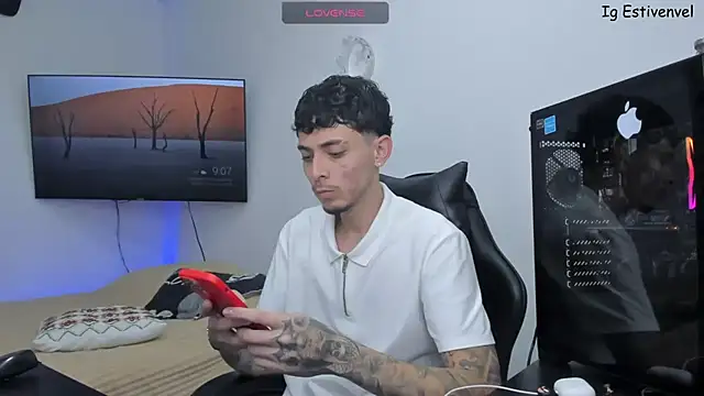 steve latin online show from February 19, 2:08 am