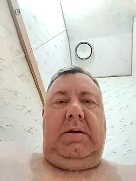 lawndad79 online show from December 10, 1:40 am