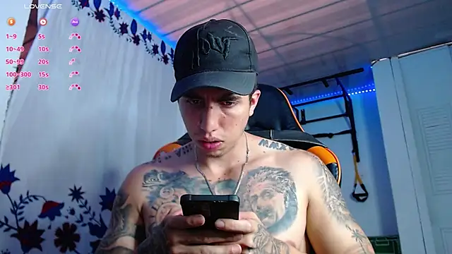 Adam Hudsond online show from March 7, 8:39 pm