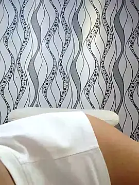 guozuo online show from February 2, 1:30 pm