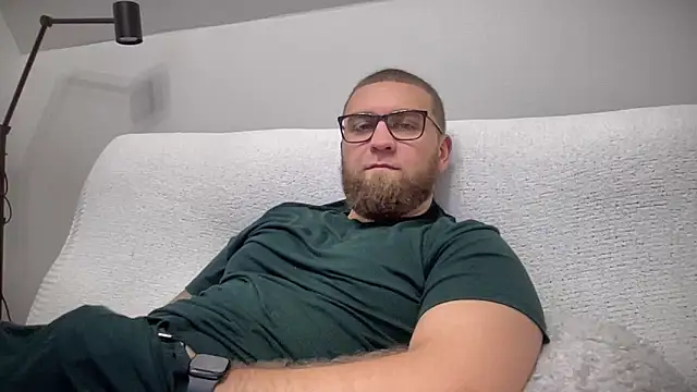 Bear bear  online show from December 5, 6:24 pm