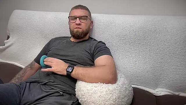 Bear bear  online show from December 21, 7:13 am