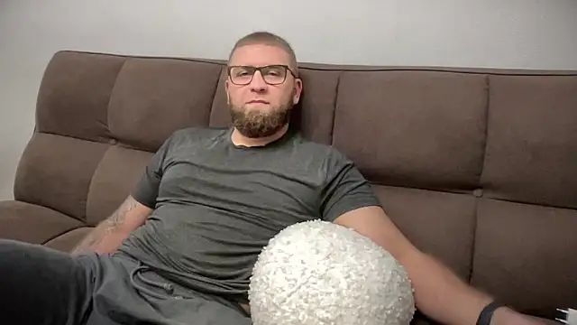 Bear bear  online show from December 28, 2:01 pm