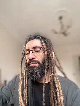 Addicted Avocado online show from December 4, 12:23 pm