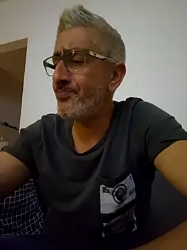 cuci45 online show from November 9, 12:36 am