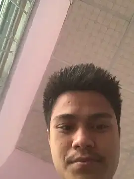 Hullax online show from March 11, 3:02 am