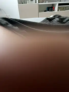 Young Couple20 online show from January 24, 1:25 pm