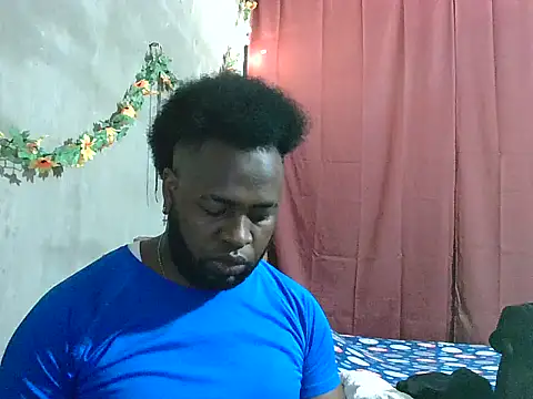 2ocmaxi online show from February 27, 10:09 pm