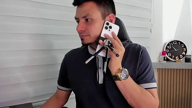 Rick Diesel  online show from November 1, 3:54 am