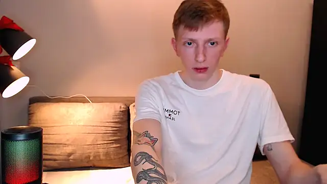 juliaanddima online show from November 28, 9:27 pm