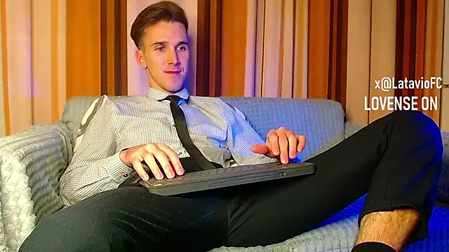 Midnighter  online show from November 22, 11:59 pm