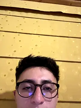 CamiRojas boy online show from September 9, 4:45 am