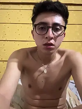 CamiRojas boy online show from September 13, 5:30 am