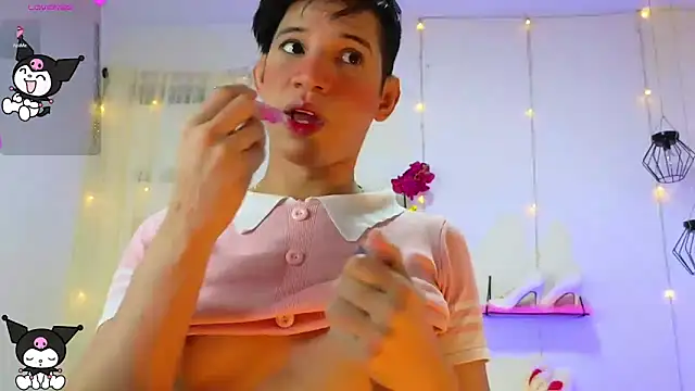 Ariel Femboy  online show from March 4, 4:27 am