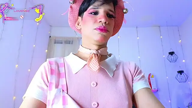 Ariel Femboy  online show from January 16, 5:43 am