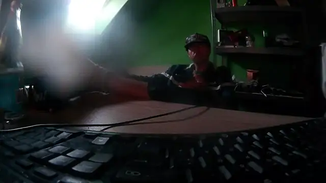 capoloveu online show from October 2, 4:11 pm