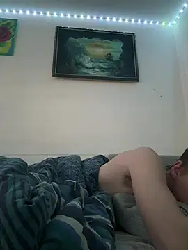 Toyjungee online show from March 4, 8:10 am