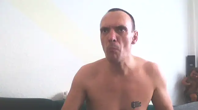 Penispumper81 online show from March 5, 1:06 pm