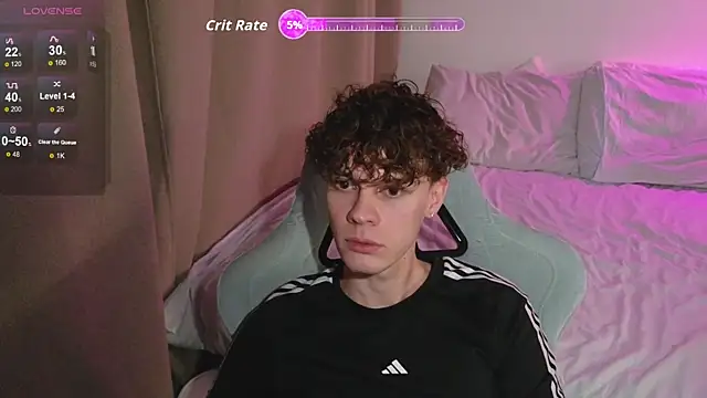 cute thomas online show from April 16, 7:47 pm