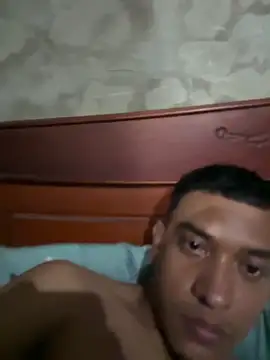 suarezz online show from December 18, 4:41 am