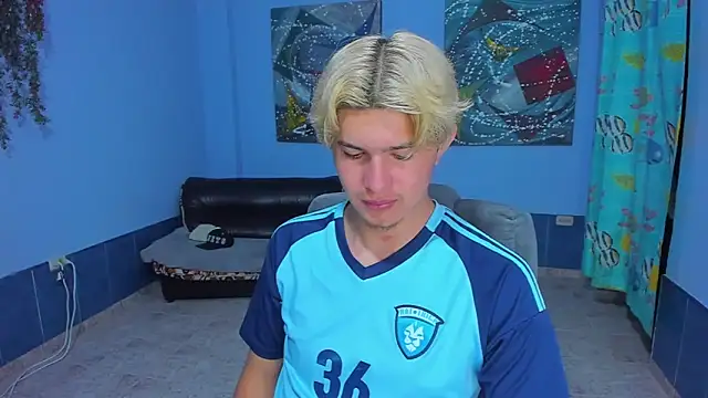 patrik 027 online show from October 25, 5:14 pm