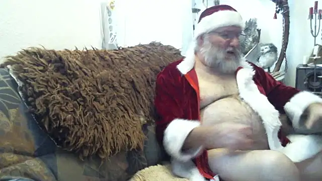 SexySantaC online show from December 15, 6:48 pm