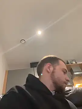 Z1uk online show from June 18, 2:22 pm