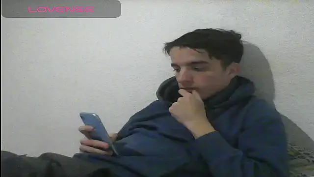 Tombgy07 online show from March 4, 8:27 pm