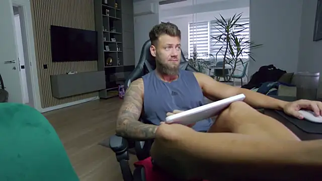 UbbeViking online show from December 5, 8:55 am