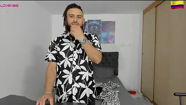 Louis marley   online show from December 21, 1:15 am