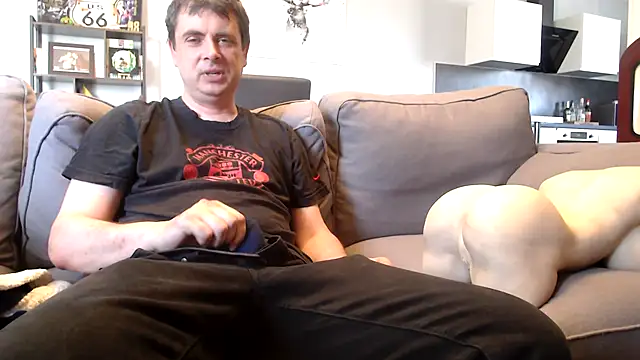 freddy0222222 online show from June 22, 11:04 am