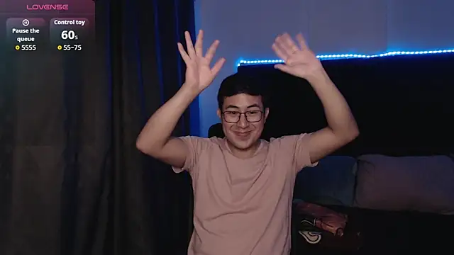 andrewmhilton  online show from April 13, 8:04 am