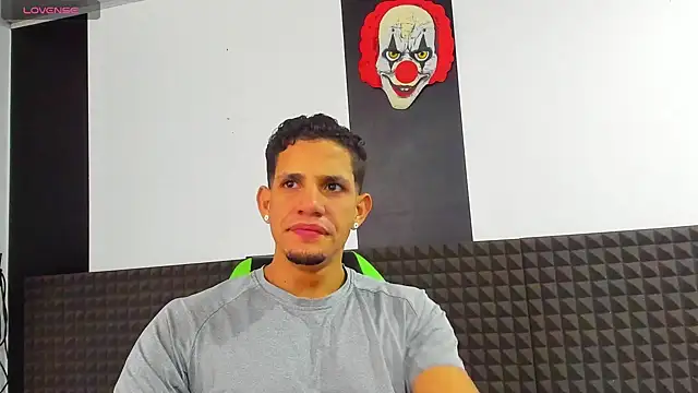 jhonnysnow17 online show from December 2, 10:54 pm