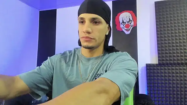 jhonnysnow17 online show from February 25, 5:52 am