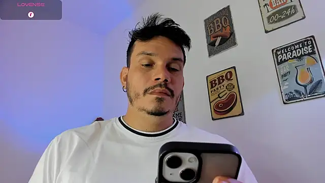 alejandro stark online show from March 4, 10:44 am